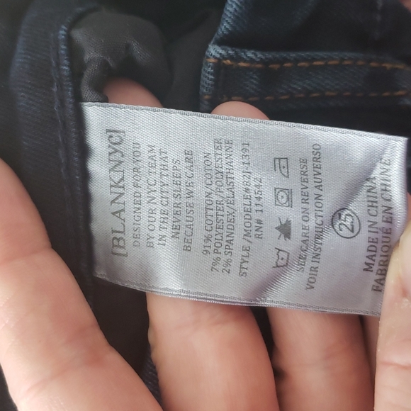 BlankNYC flare jeans - Picture 8 of 13